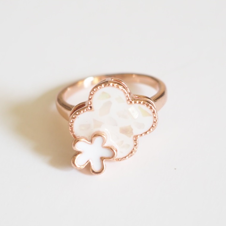 Rose Gold Monogram Flower Ring, Four Leaf Clover, Flower Ring, Bridesmaid Ring, Party Ring, Gift ...
